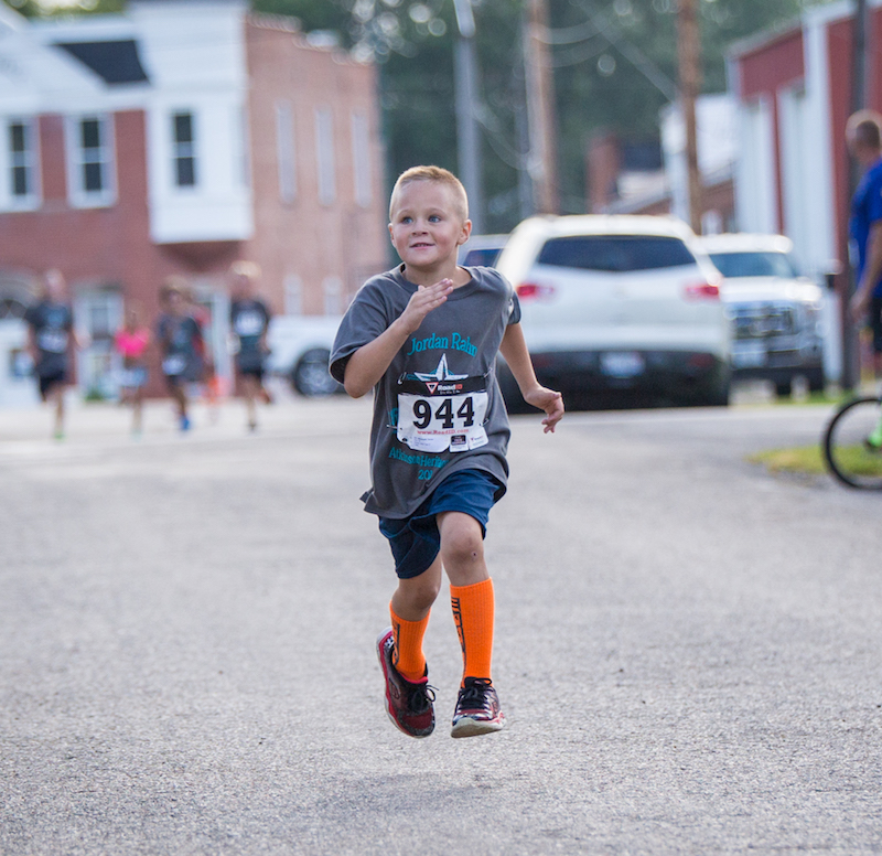 Childing Running by Tom Betts